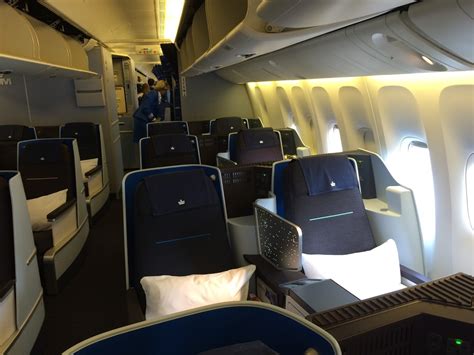 777-300 klm business class|klm boeing 777 300 sitzplan.